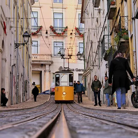 B2 Beautiful Sunny Loft Bairro Alto - Bica Apartamento